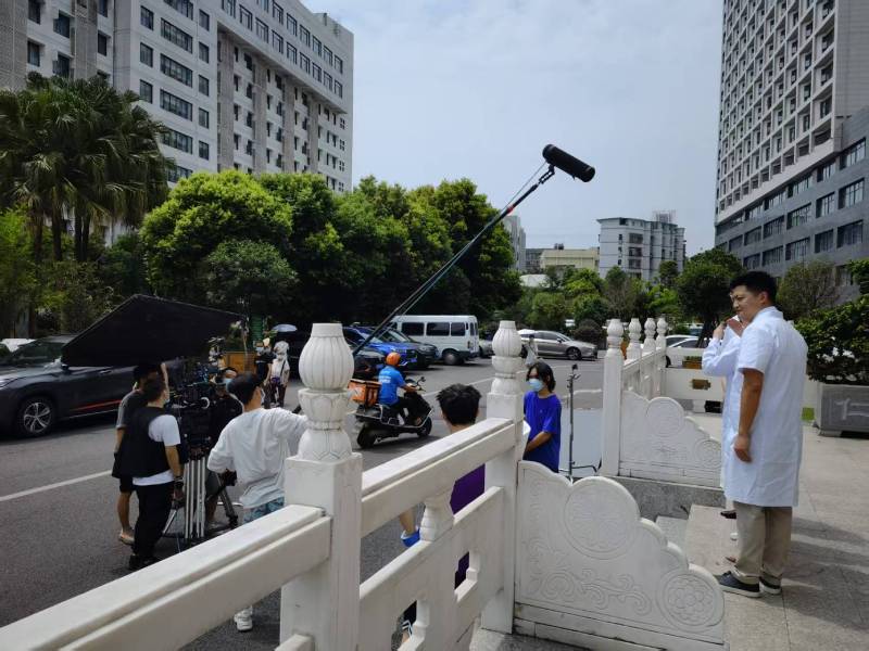 茂县广告片拍摄公司低成本实现高规格制作的诀窍